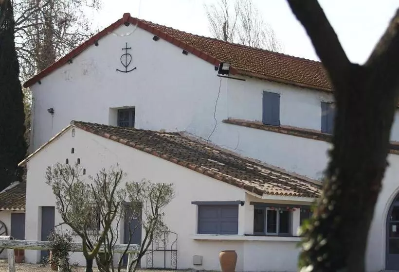 تختخواب و صبحانه Mas Du Menage En Camargue Manade Clauzel