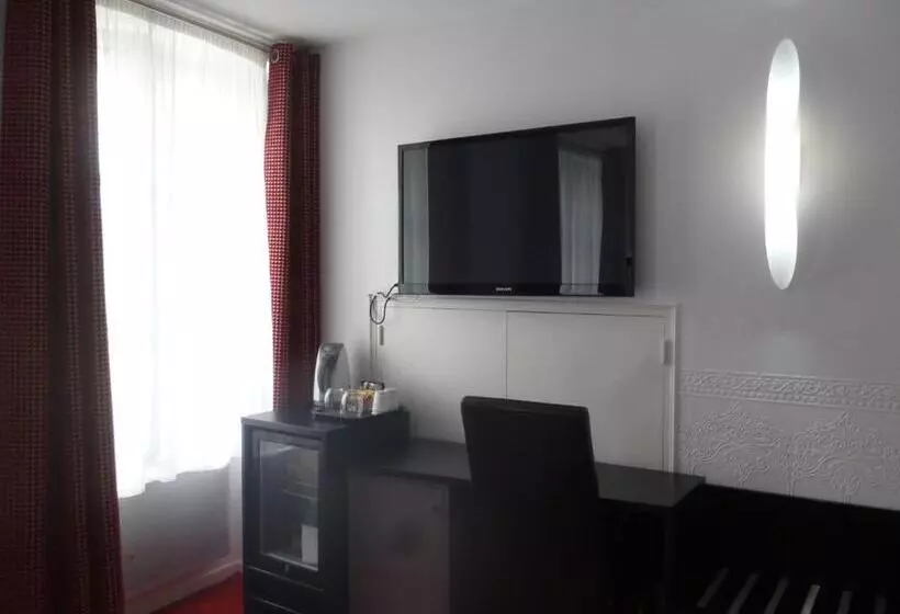 هتل Auberge Bretonne