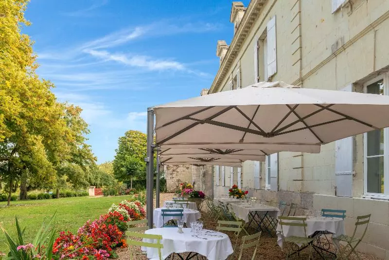 ホテル Le Domaine De Mestré, The Originals Relais