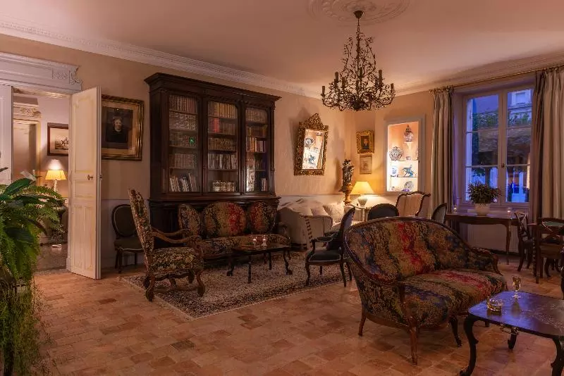 ホテル Le Domaine De Mestré, The Originals Relais