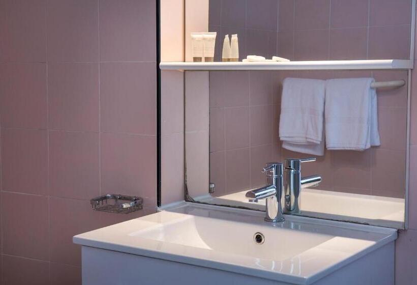 فندق Les Mesanges