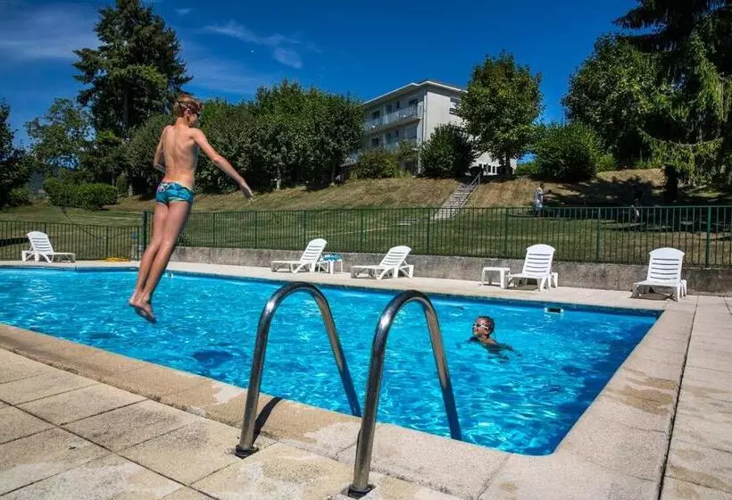 Hotelli Les Mesanges
