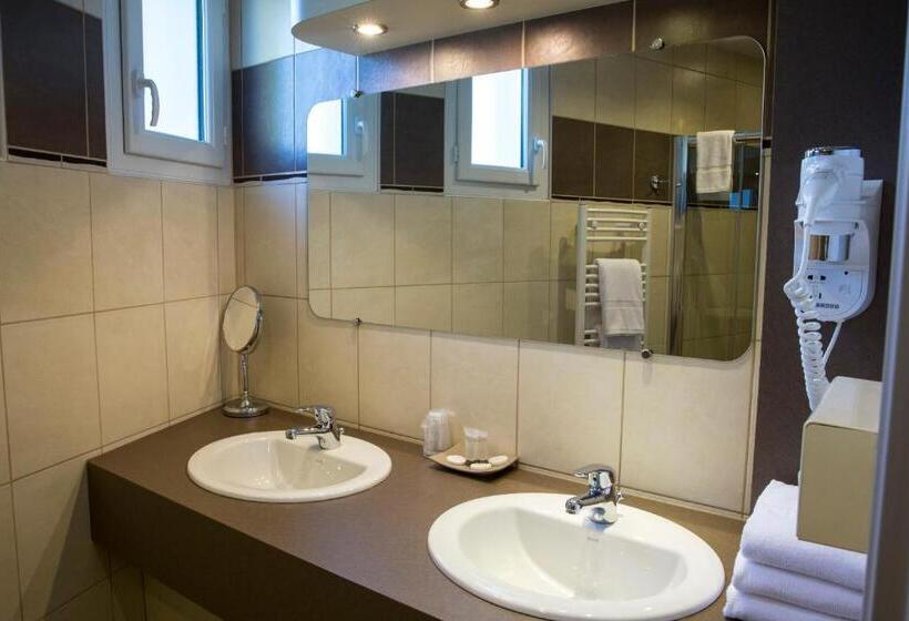 فندق Les Mesanges