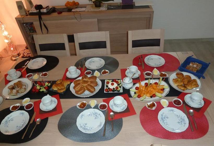 مبيت وإفطار A Livre Ouvert