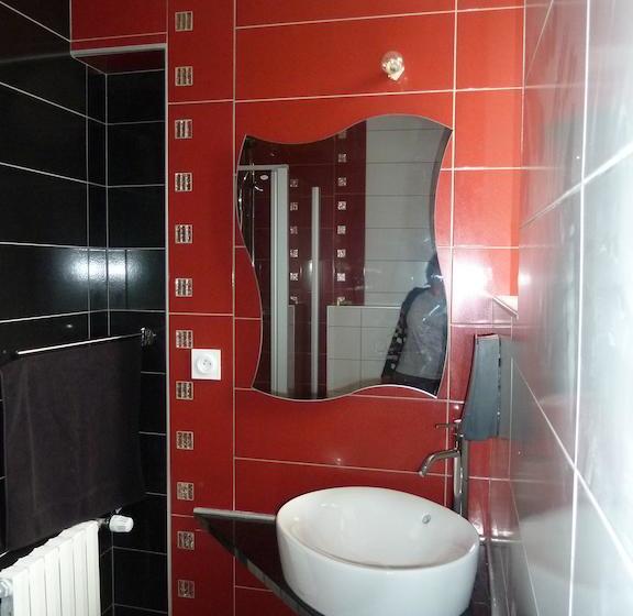 مبيت وإفطار A Livre Ouvert