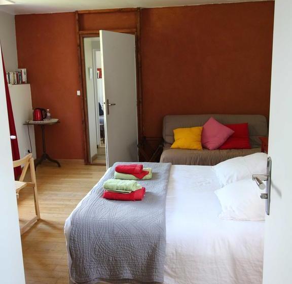 مبيت وإفطار A Livre Ouvert