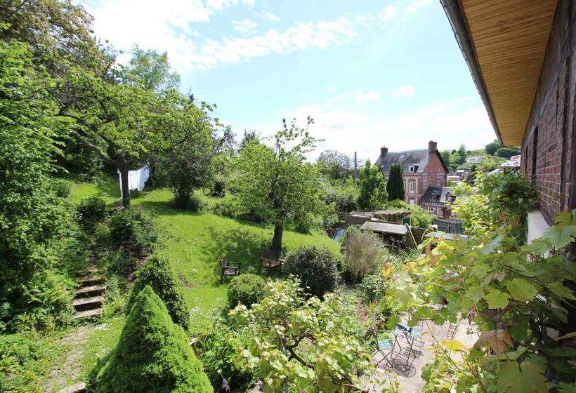 مبيت وإفطار A Livre Ouvert