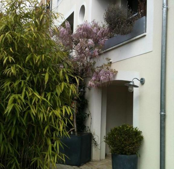 تختخواب و صبحانه Beauséjour Porte De Versailles Expo