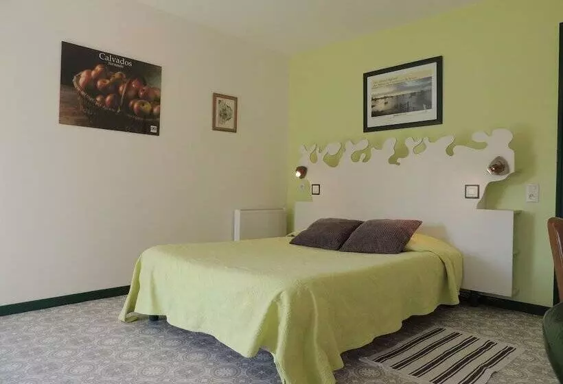 Aamiaismajoitus (B&B) Chambres D Hotes Les Pieris