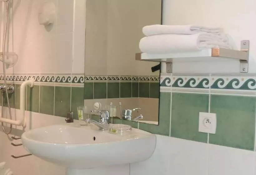 Aamiaismajoitus (B&B) Chambres D Hotes Les Pieris