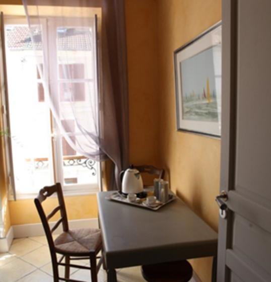 צימר Chambres D'hôtes La Closerie Des Trois Marottes