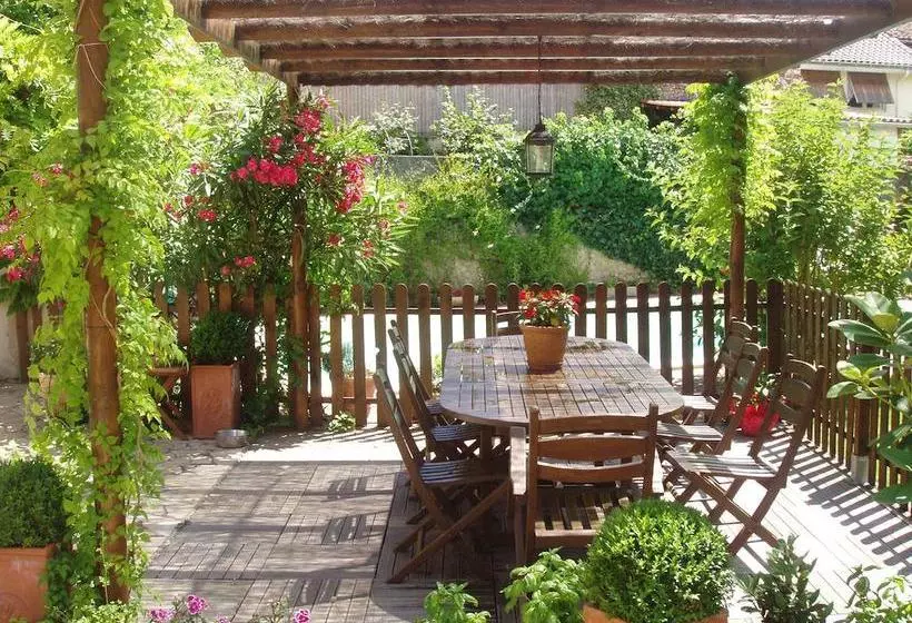 Aamiaismajoitus (B&B) Chambres D'hôtes La Toast Vin