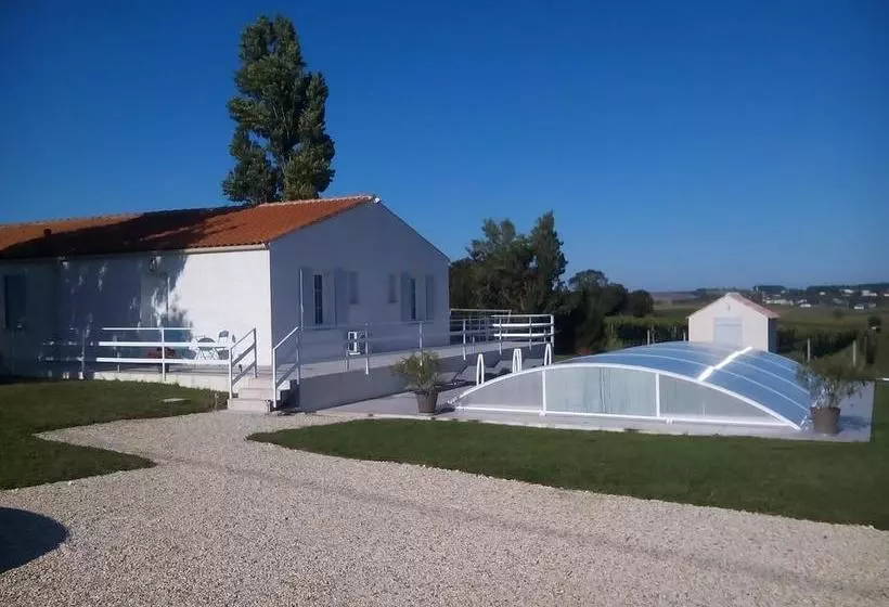 ベッドアンドブレックファースト Chambres D'hôtes Les Sables