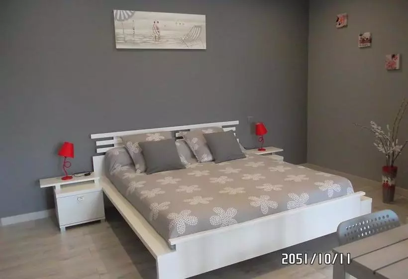ベッドアンドブレックファースト Chambres D'hôtes Les Sables