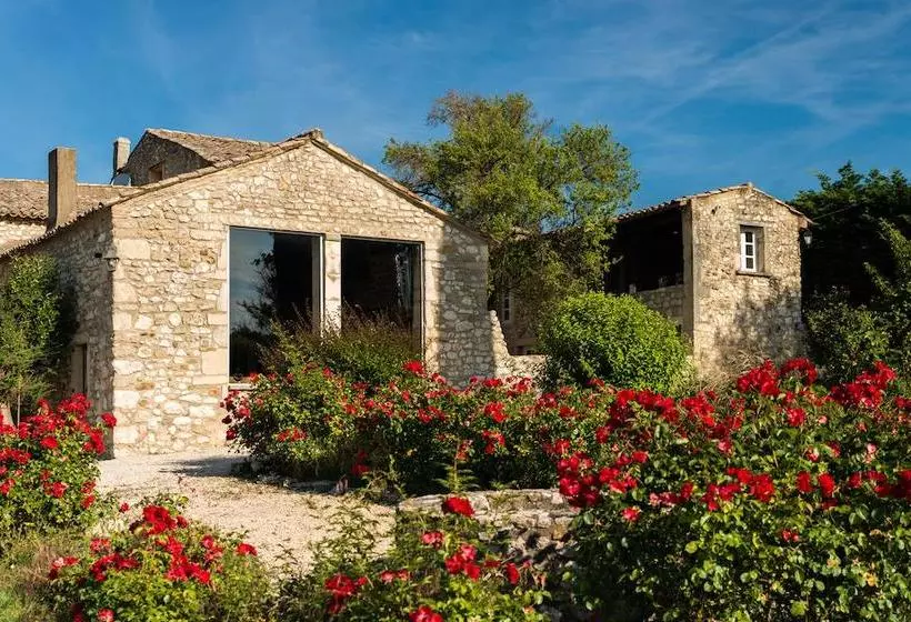 تختخواب و صبحانه La Croix Du Gres