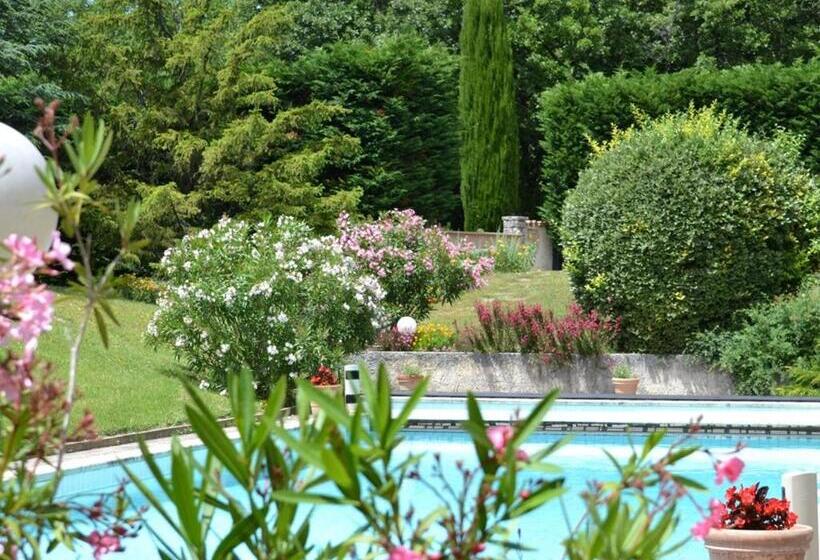 住宿加早餐  La Devinière