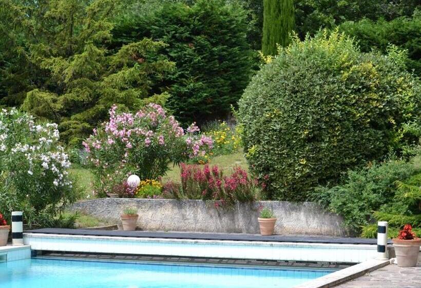 住宿加早餐  La Devinière