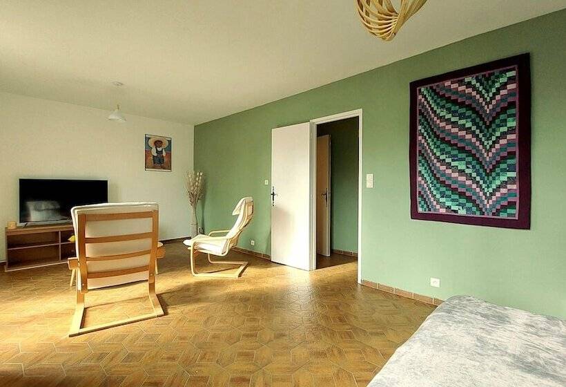 住宿加早餐  La Devinière