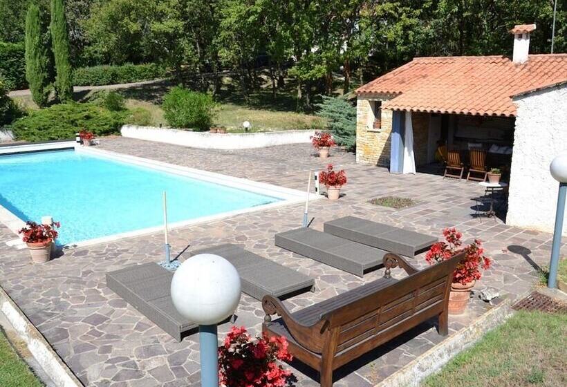 住宿加早餐  La Devinière