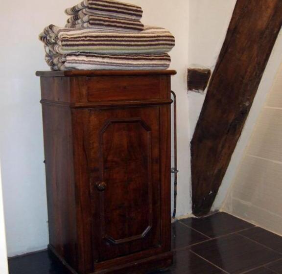 تختخواب و صبحانه La Ferme Du Pech