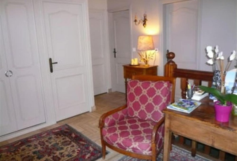 ベッドアンドブレックファースト Le Clos Du Pont Martin