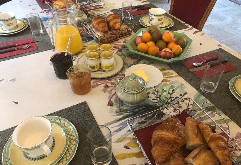 ベッドアンドブレックファースト Le Clos Du Pont Martin