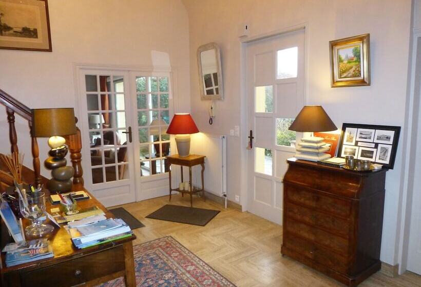 ベッドアンドブレックファースト Le Clos Du Pont Martin