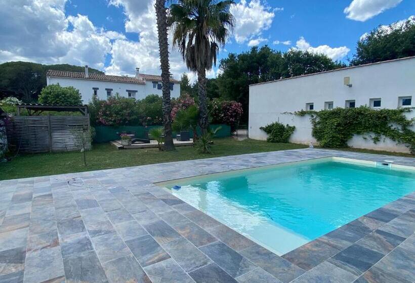 مبيت وإفطار Chambres D Hôtes Le Mas Du Bijou Bleu