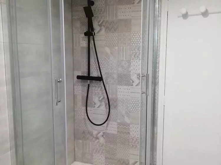 ベッドアンドブレックファースト Chambres D Hôtes Le Mas Du Bijou Bleu
