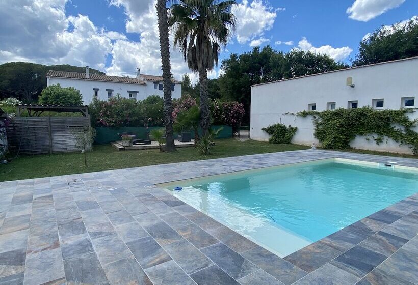 مبيت وإفطار Chambres D Hôtes Le Mas Du Bijou Bleu