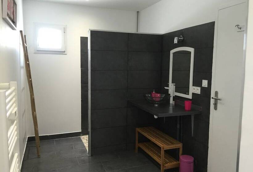 مبيت وإفطار Chambres D Hôtes Le Mas Du Bijou Bleu