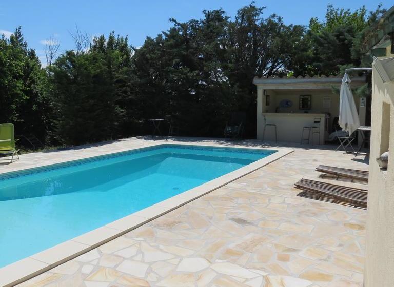 تختخواب و صبحانه Mas Myro