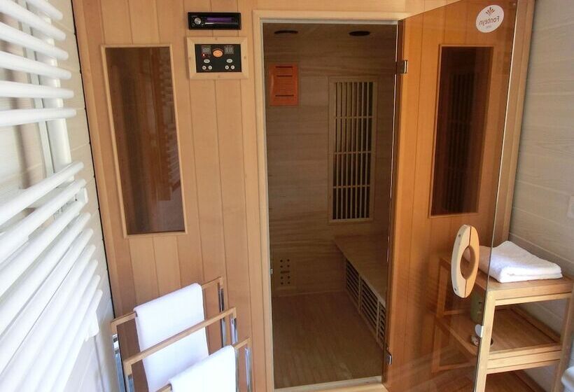 민박 Villa Azur Golf