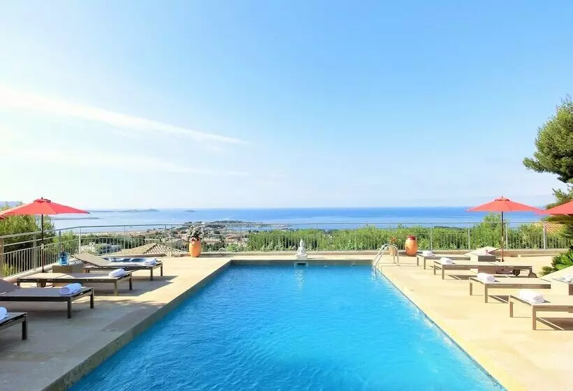 Aamiaismajoitus (B&B) Villa Azur Golf