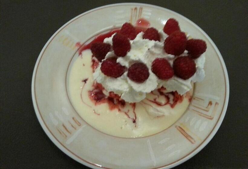 ホテル Auberge Saint Martin