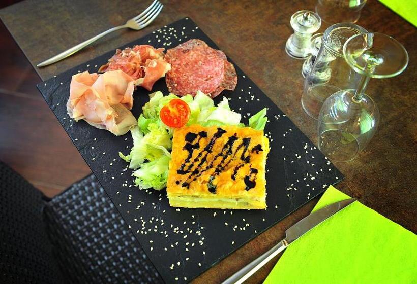 ホテル Auberge Saint Martin