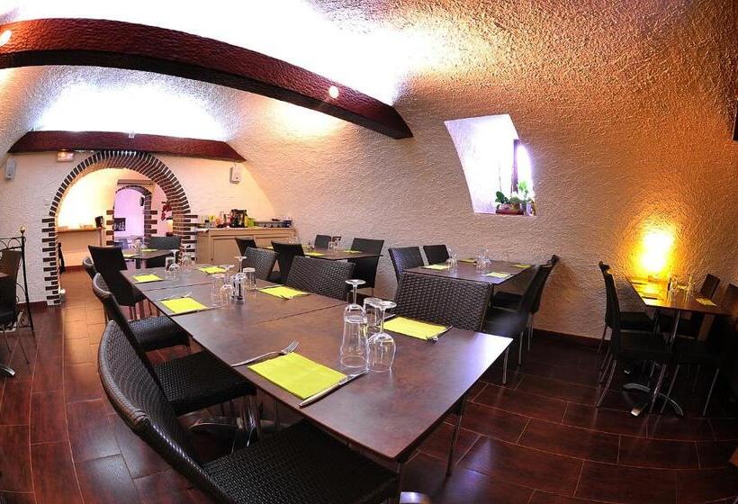 ホテル Auberge Saint Martin