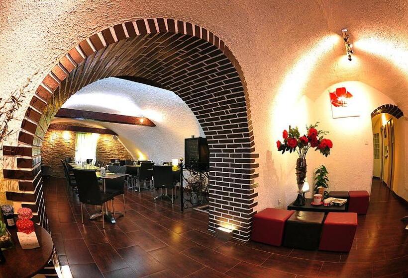 ホテル Auberge Saint Martin