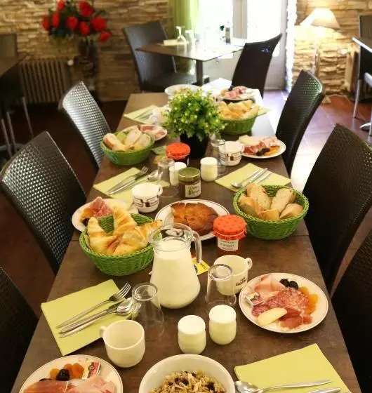 ホテル Auberge Saint Martin