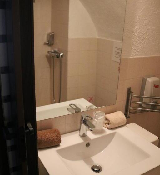 ホテル Auberge Saint Martin