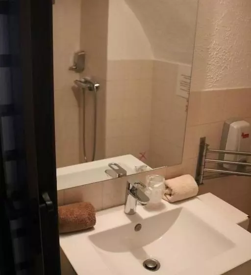 ホテル Auberge Saint Martin