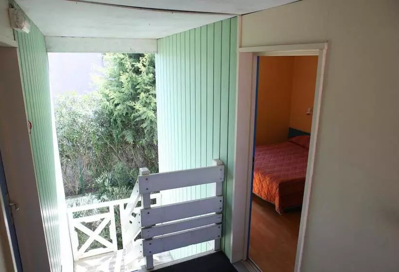 ホテル Hôtel Floréal