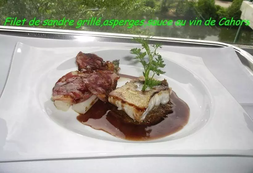 ホテル Hôtel Bellevue