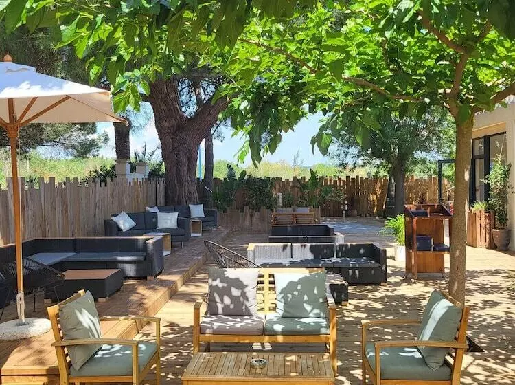 هتل Hôtel De La Mer