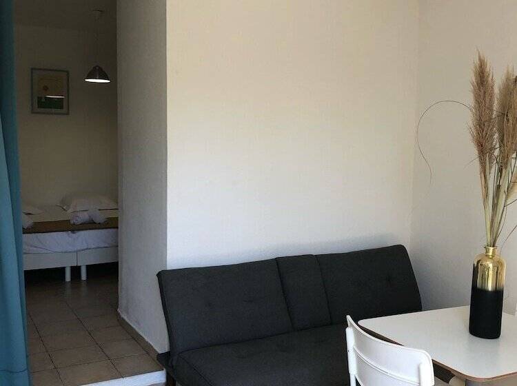 هتل Hôtel De La Mer