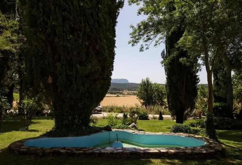 ホテル La Bastide De Venelles