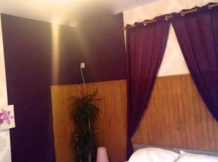 Hotelli Le Petit Blanzou