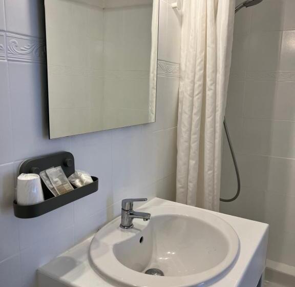 בית מלון כפרי Les Enfants Terribles