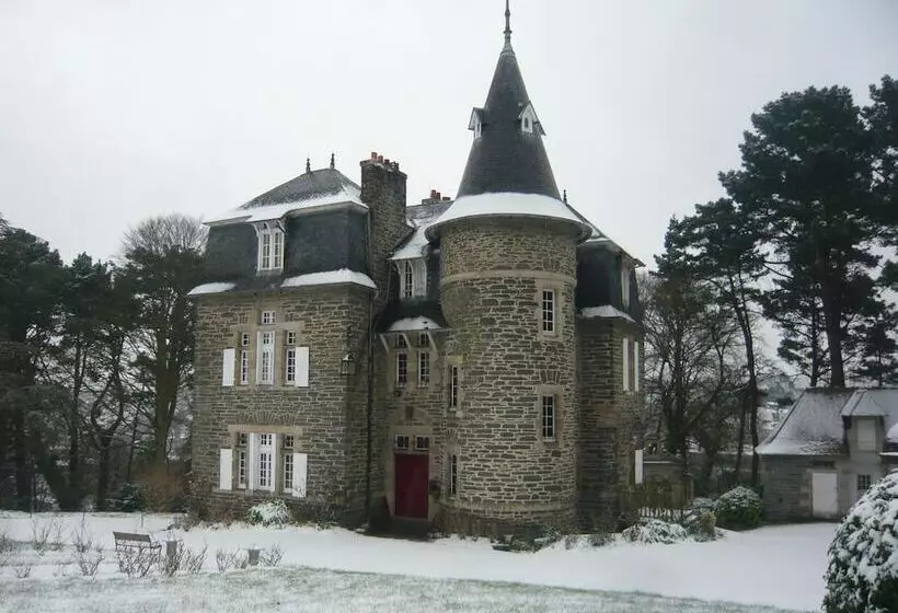 Aamiaismajoitus (B&B) Chambres D Hotes Manoir Kerhuella