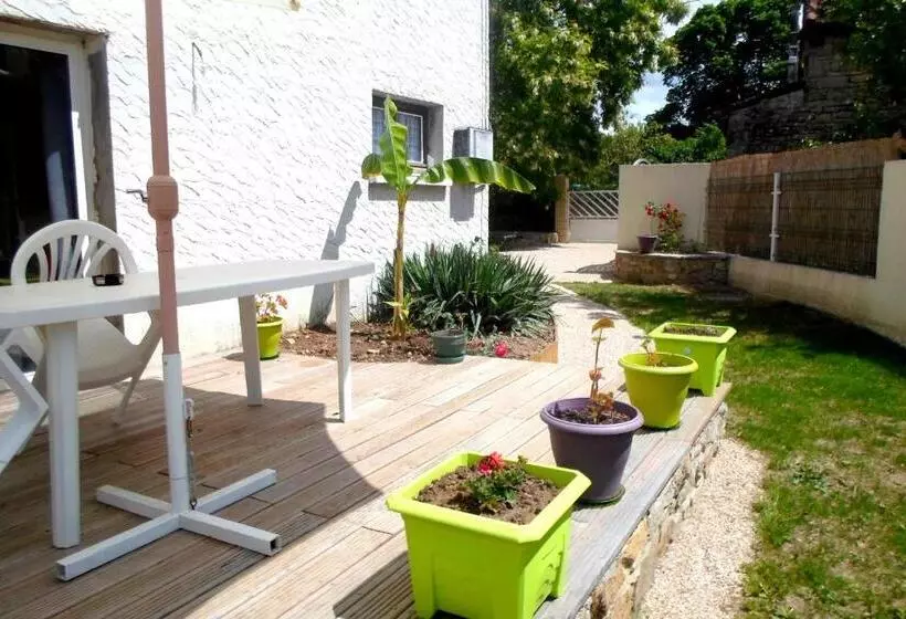 ベッドアンドブレックファースト Chambres D Hôtes Le Clos Du Murier